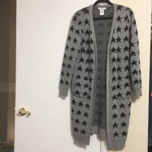 Beautiful grey cardigan with black stars!